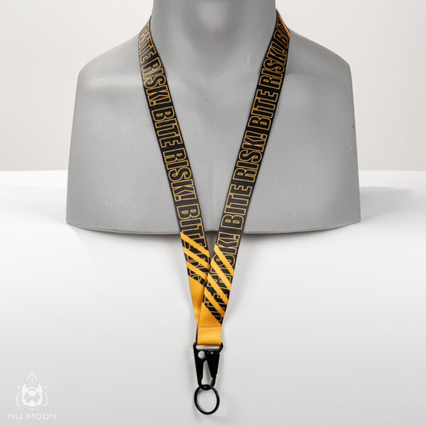 [Bite Risk] Lanyard